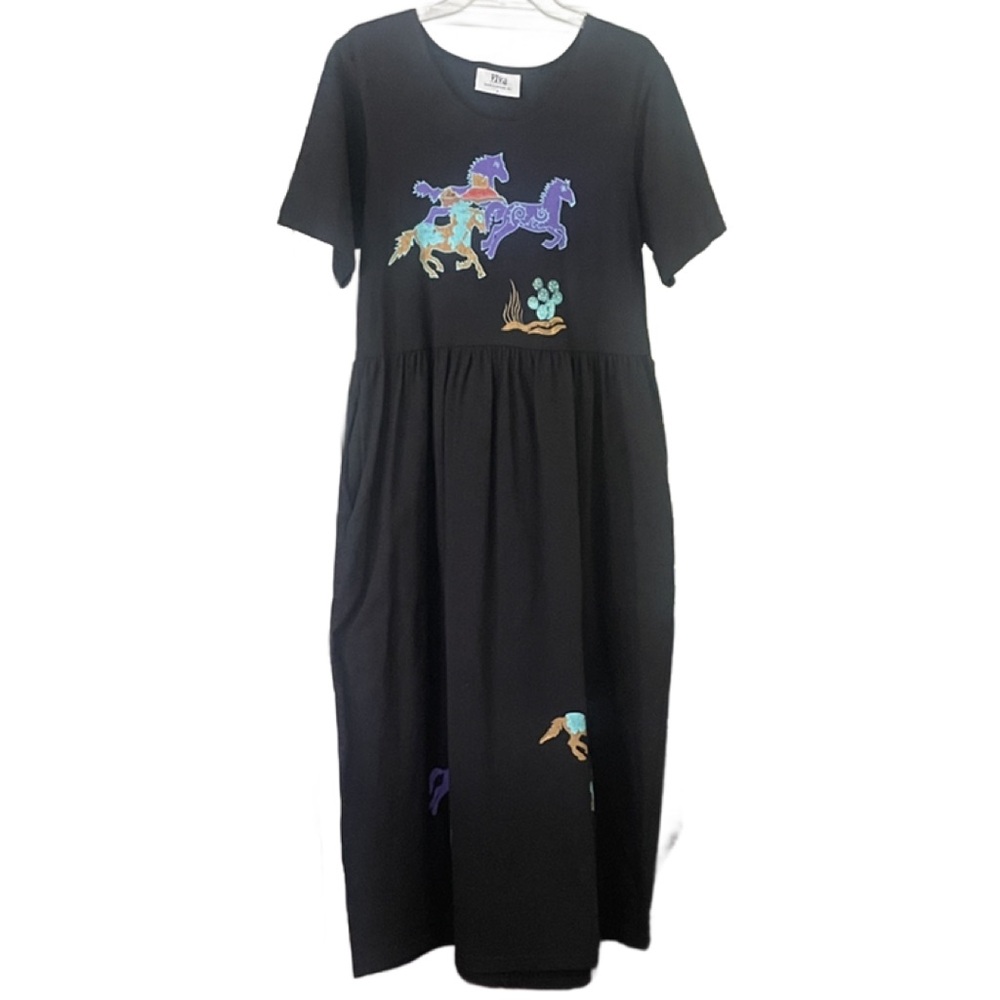Viva vintage black dress with hand painting. Lagenlook